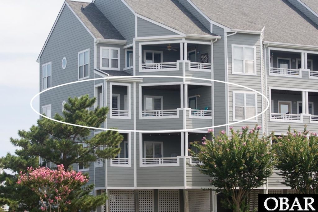 Image 3 of property listing at 721 Pirates Way Unit 721, Manteo, NC 27954