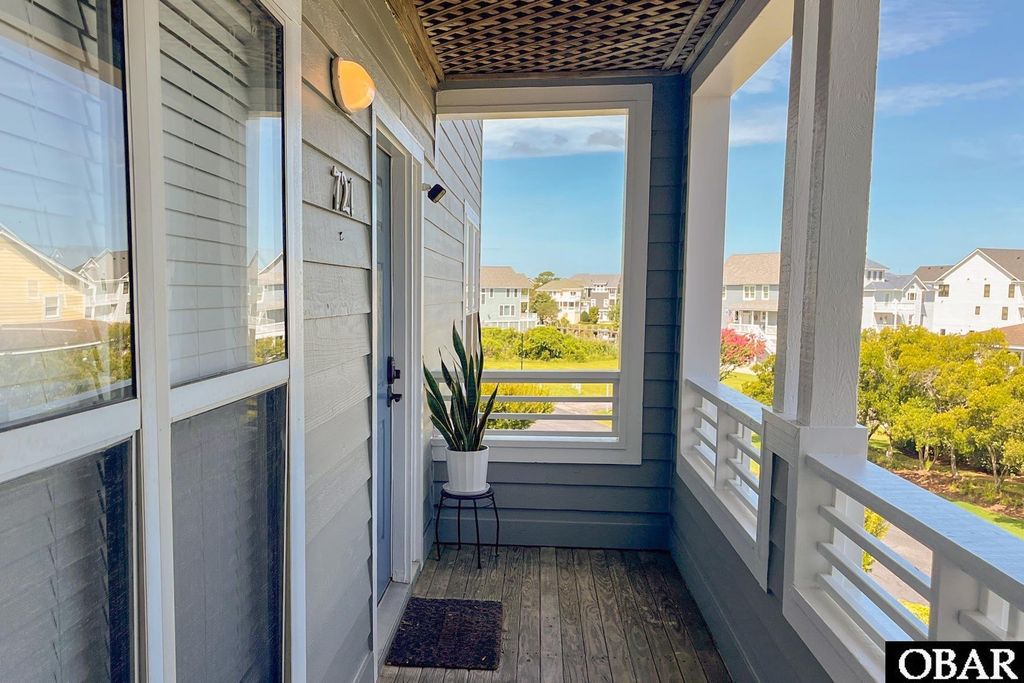 Image 4 of property listing at 721 Pirates Way Unit 721, Manteo, NC 27954