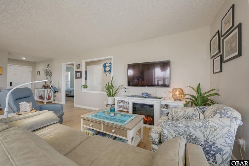 Image 6 of property listing at 721 Pirates Way Unit 721, Manteo, NC 27954