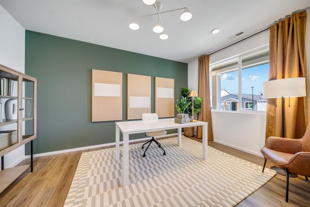 16440 E 31st Ln, Spokane Valley, WA 99037