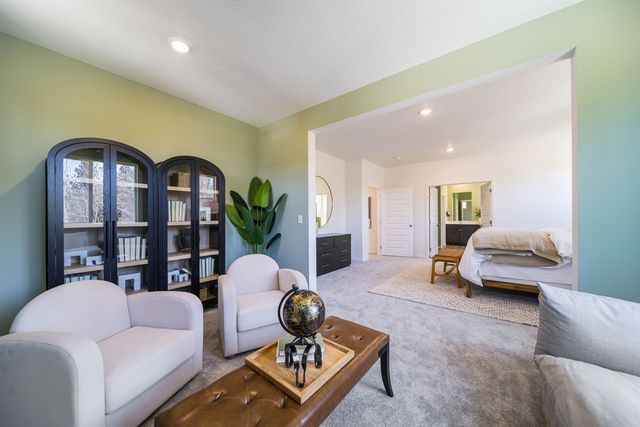 16440 E 31st Ln, Spokane Valley, WA 99037