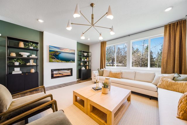 16440 E 31st Ln, Spokane Valley, WA 99037