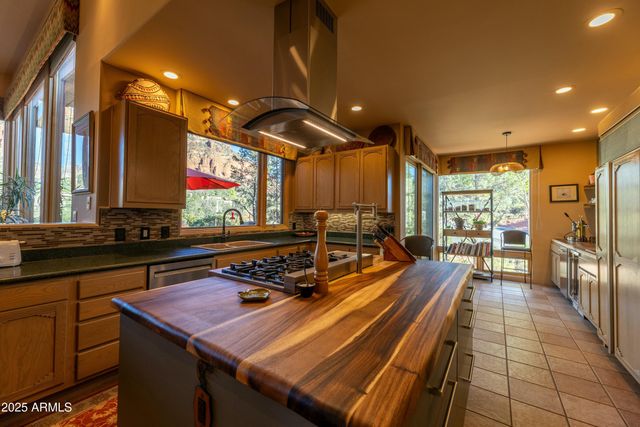 100 PENELOPE Way, Sedona, AZ 86336