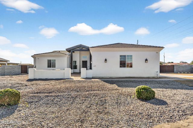 629 W CLOUD Road, Phoenix, AZ 85086