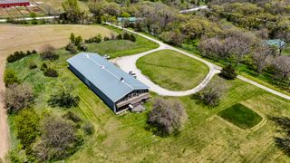 19724 365th Street, Earlham, IA 50072
