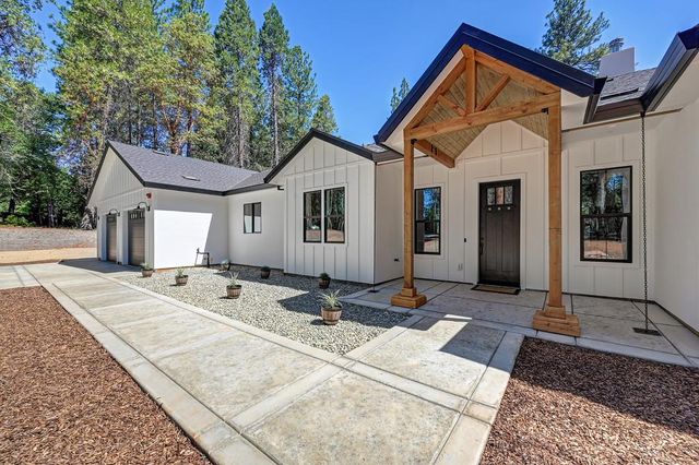 5347 Reservoir Rd, Georgetown, CA 95634