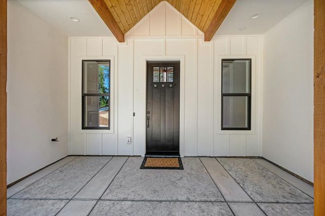 5347 Reservoir Rd, Georgetown, CA 95634