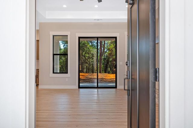 5347 Reservoir Rd, Georgetown, CA 95634