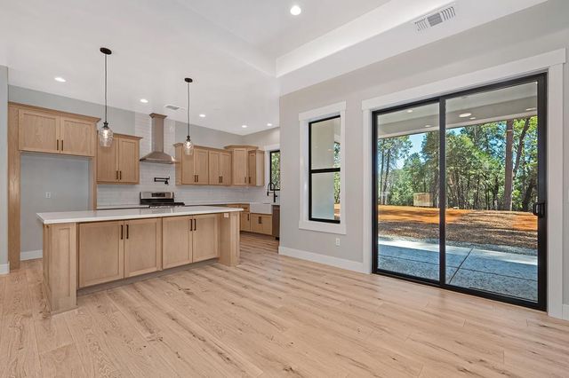 5347 Reservoir Rd, Georgetown, CA 95634