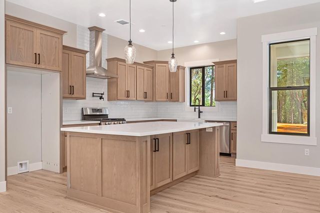 5347 Reservoir Rd, Georgetown, CA 95634