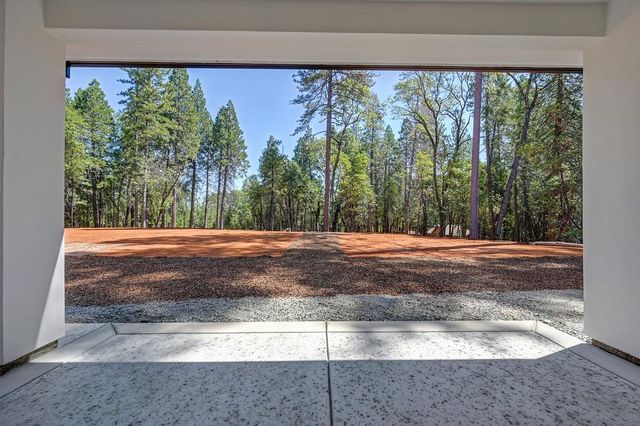 5347 Reservoir Rd, Georgetown, CA 95634