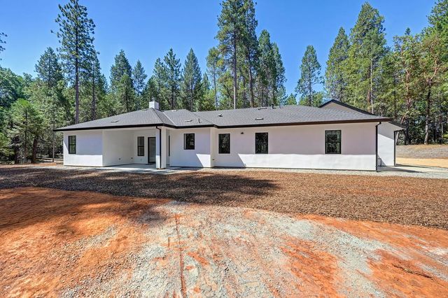 5347 Reservoir Rd, Georgetown, CA 95634