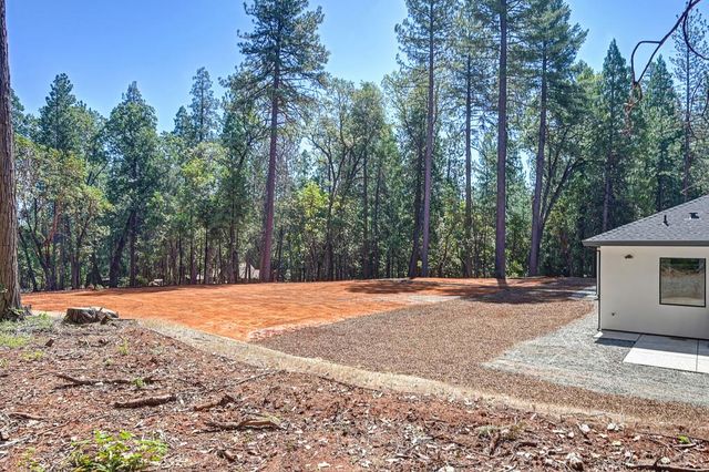 5347 Reservoir Rd, Georgetown, CA 95634