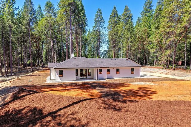 5347 Reservoir Rd, Georgetown, CA 95634