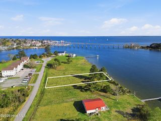 8046 Treasure Drive, Oriental, NC 28571