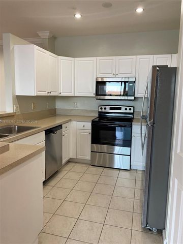 4404 SW 160th Ave 828, Miramar, FL 33027