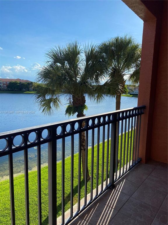 4404 SW 160th Ave 828, Miramar, FL 33027