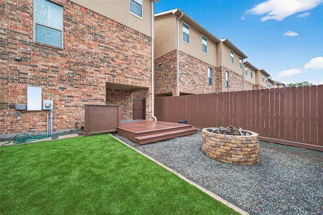 8102 Stoneyway Drive, Houston, TX 77040