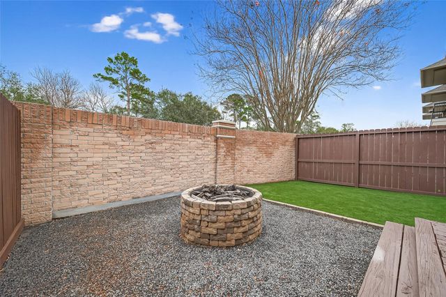 8102 Stoneyway Drive, Houston, TX 77040