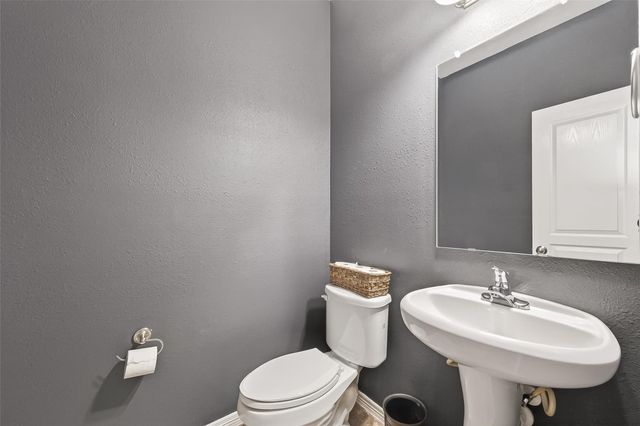 8102 Stoneyway Drive, Houston, TX 77040