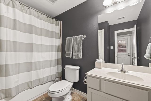 8102 Stoneyway Drive, Houston, TX 77040