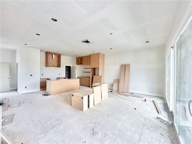 206 NW 9th Street, Bentonville, AR 72712