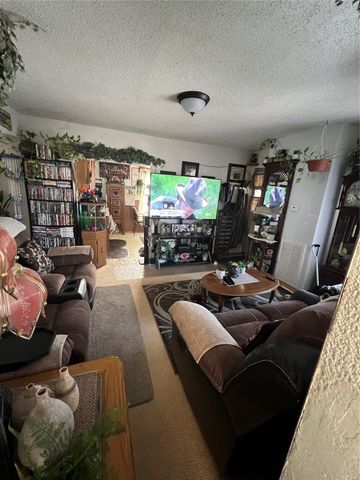 366 7TH Avenue SW, Cedar Rapids, IA 52404