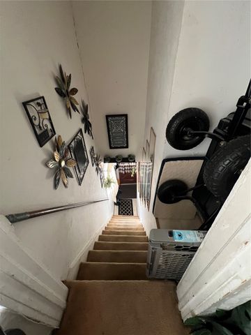 366 7TH Avenue SW, Cedar Rapids, IA 52404