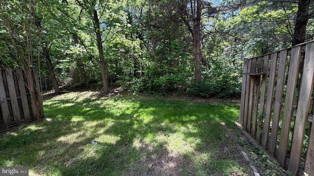 13643 SAINT JOHNS WOOD PL, Herndon, VA 20171