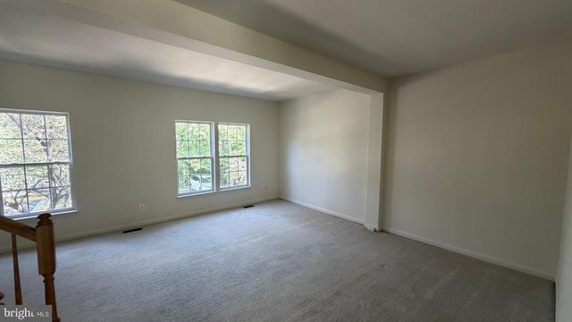 13643 SAINT JOHNS WOOD PL, Herndon, VA 20171