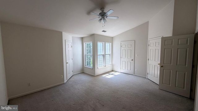 13643 SAINT JOHNS WOOD PL, Herndon, VA 20171