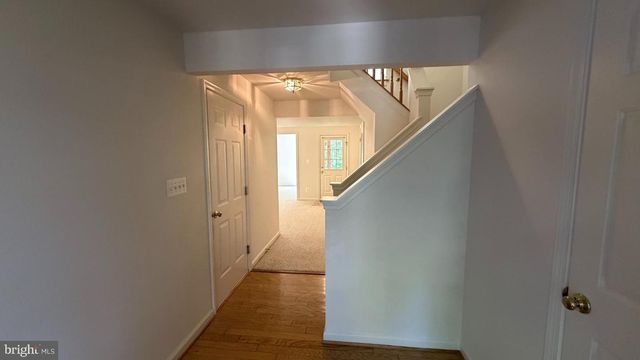 13643 SAINT JOHNS WOOD PL, Herndon, VA 20171