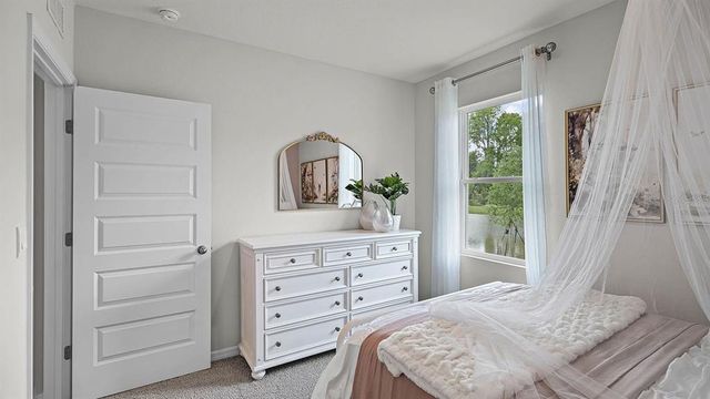 8387 MADRID STREET, Lakeland, FL 33810