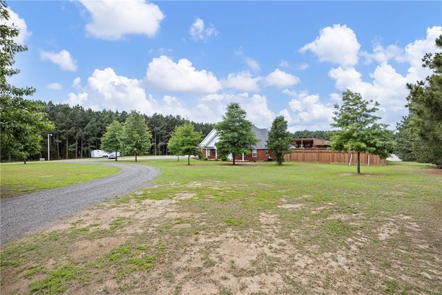 81 Double Springs Road, Russellville, AR 72802