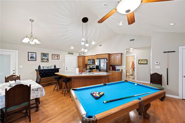 81 Double Springs Road, Russellville, AR 72802
