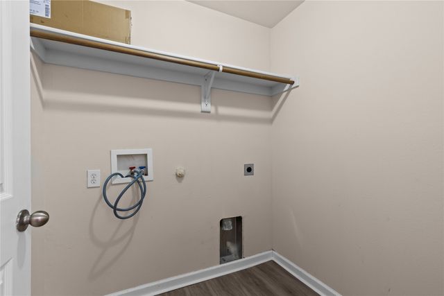 3028 Casa Bella Drive, Arlington, TX 76010