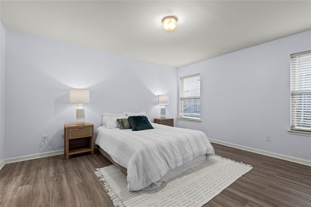 3028 Casa Bella Drive, Arlington, TX 76010