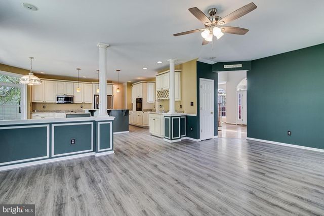 11645 BACHELORS HOPE CT, Swan Point, MD 20645