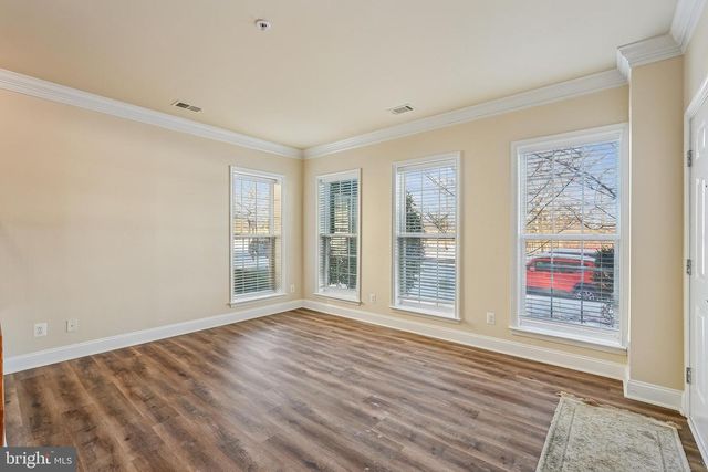 20630 SIBBALD SQ, Ashburn, VA 20147