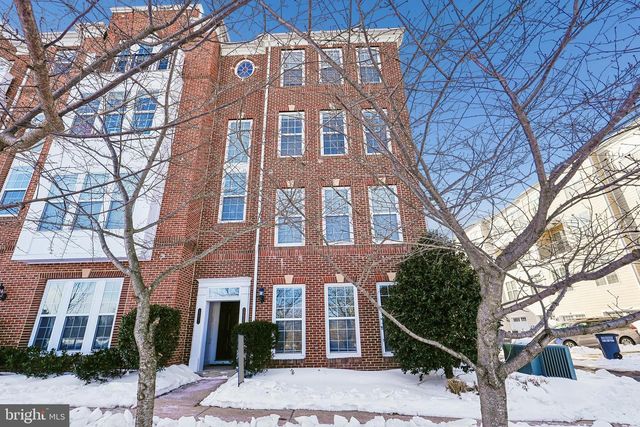 20630 SIBBALD SQ, Ashburn, VA 20147