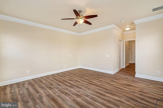 20630 SIBBALD SQ, Ashburn, VA 20147