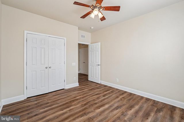 20630 SIBBALD SQ, Ashburn, VA 20147