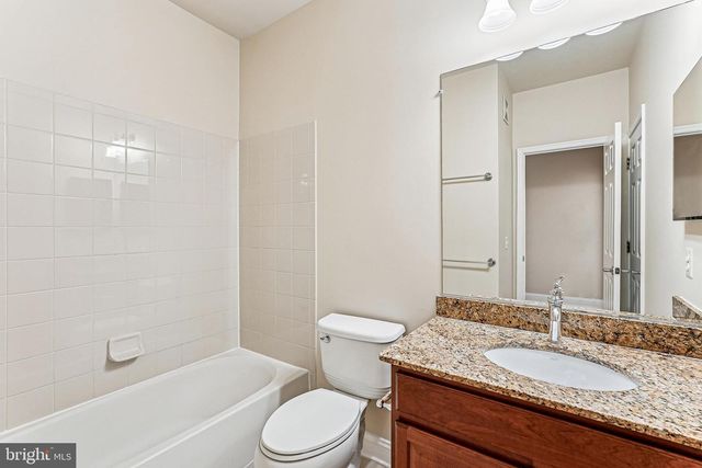 20630 SIBBALD SQ, Ashburn, VA 20147