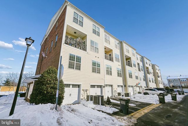 20630 SIBBALD SQ, Ashburn, VA 20147