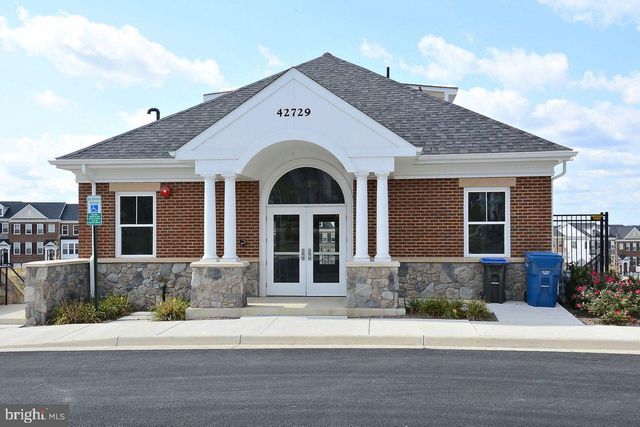 20630 SIBBALD SQ, Ashburn, VA 20147