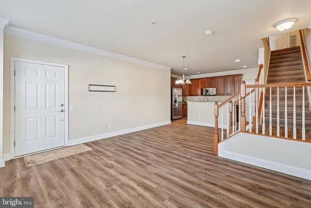 20630 SIBBALD SQ, Ashburn, VA 20147