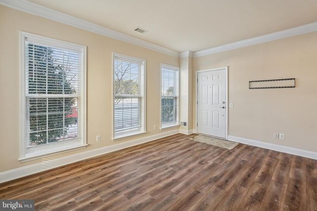 20630 SIBBALD SQ, Ashburn, VA 20147