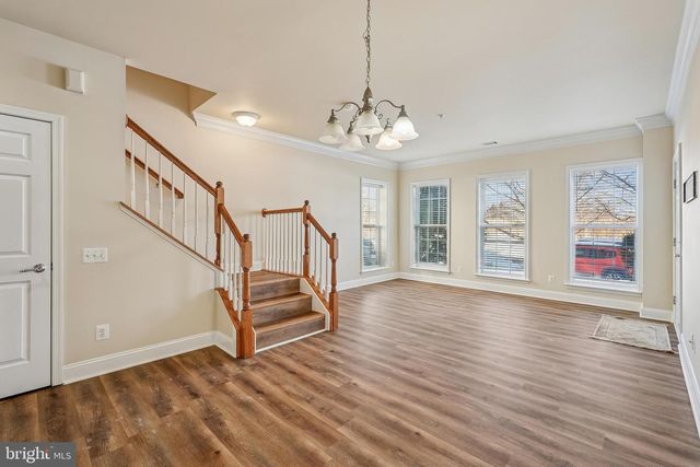 20630 SIBBALD SQ, Ashburn, VA 20147