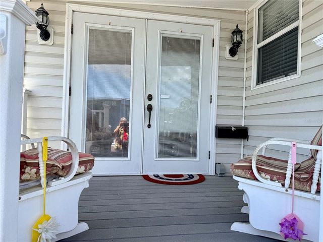 651 54TH LANE S 14, St Petersburg, FL 33707