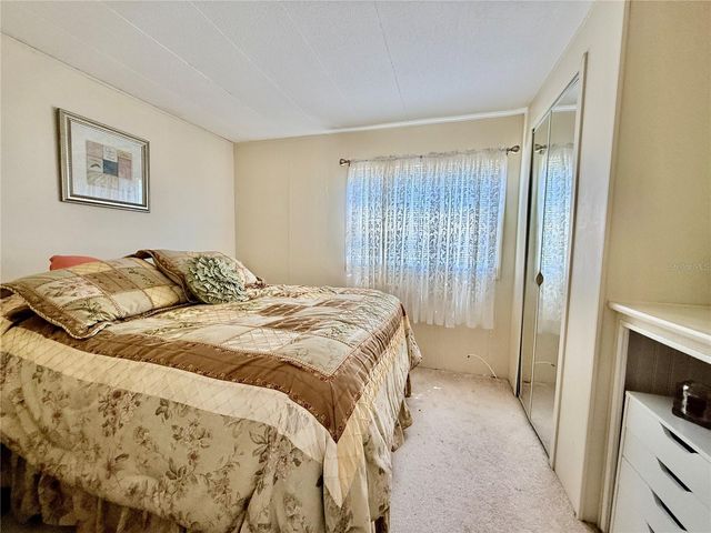 651 54TH LANE S 14, St Petersburg, FL 33707